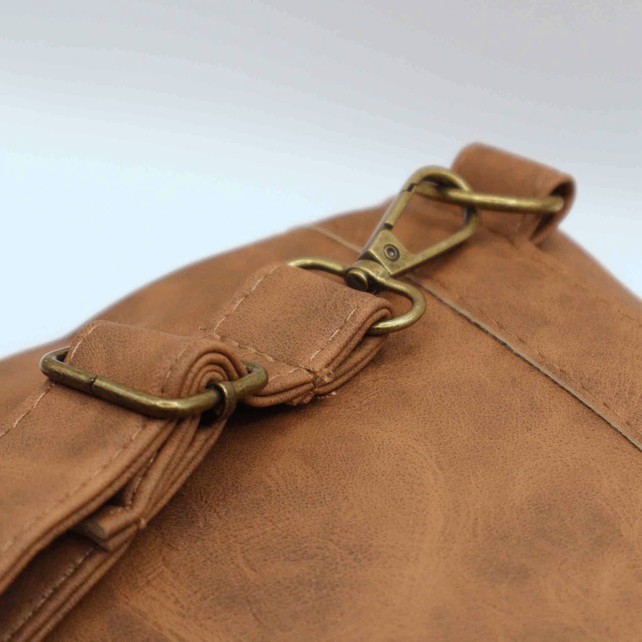 Outback Classic Crossbody – Unique Australian Travel Gift