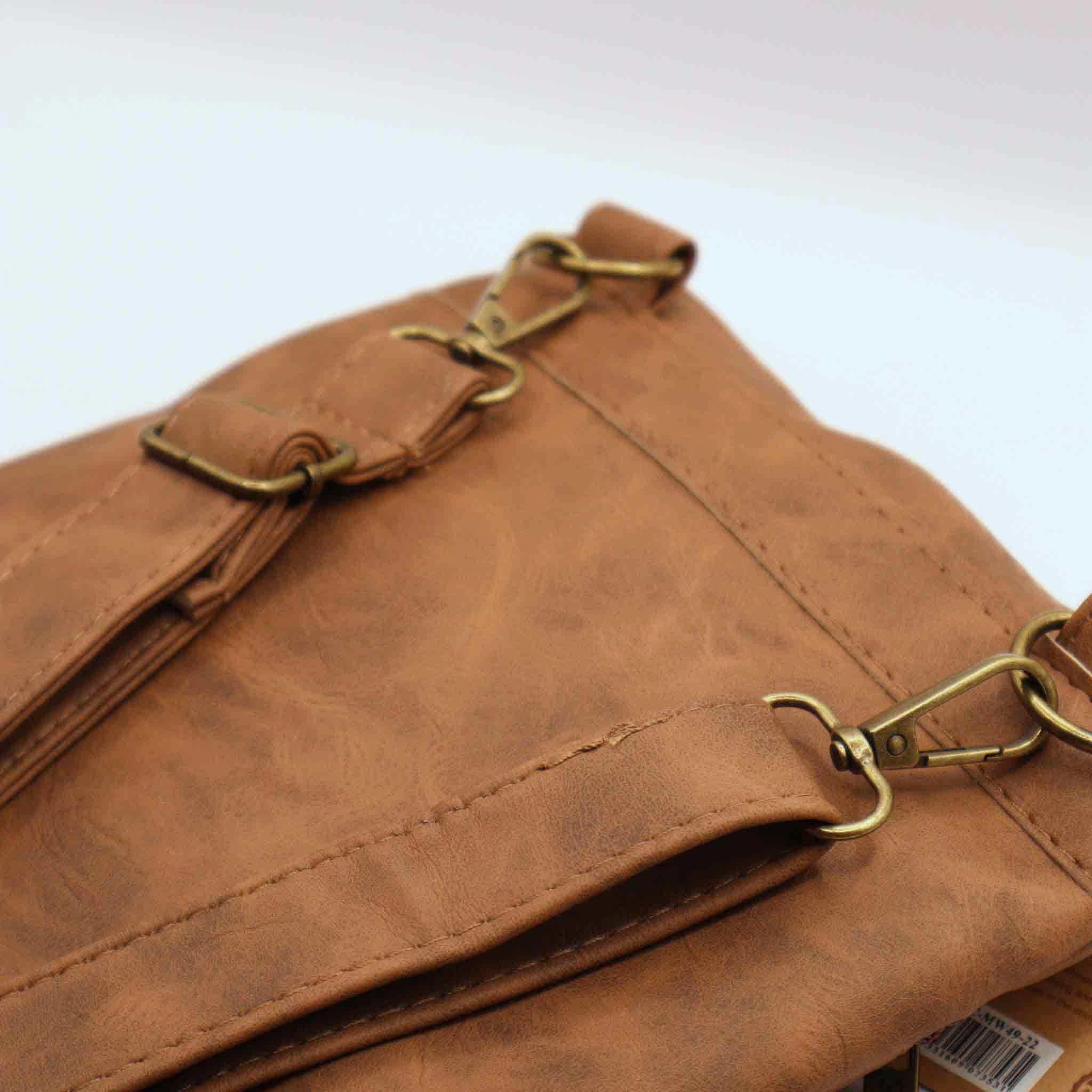 Outback Classic Crossbody – Unique Australian Travel Gift